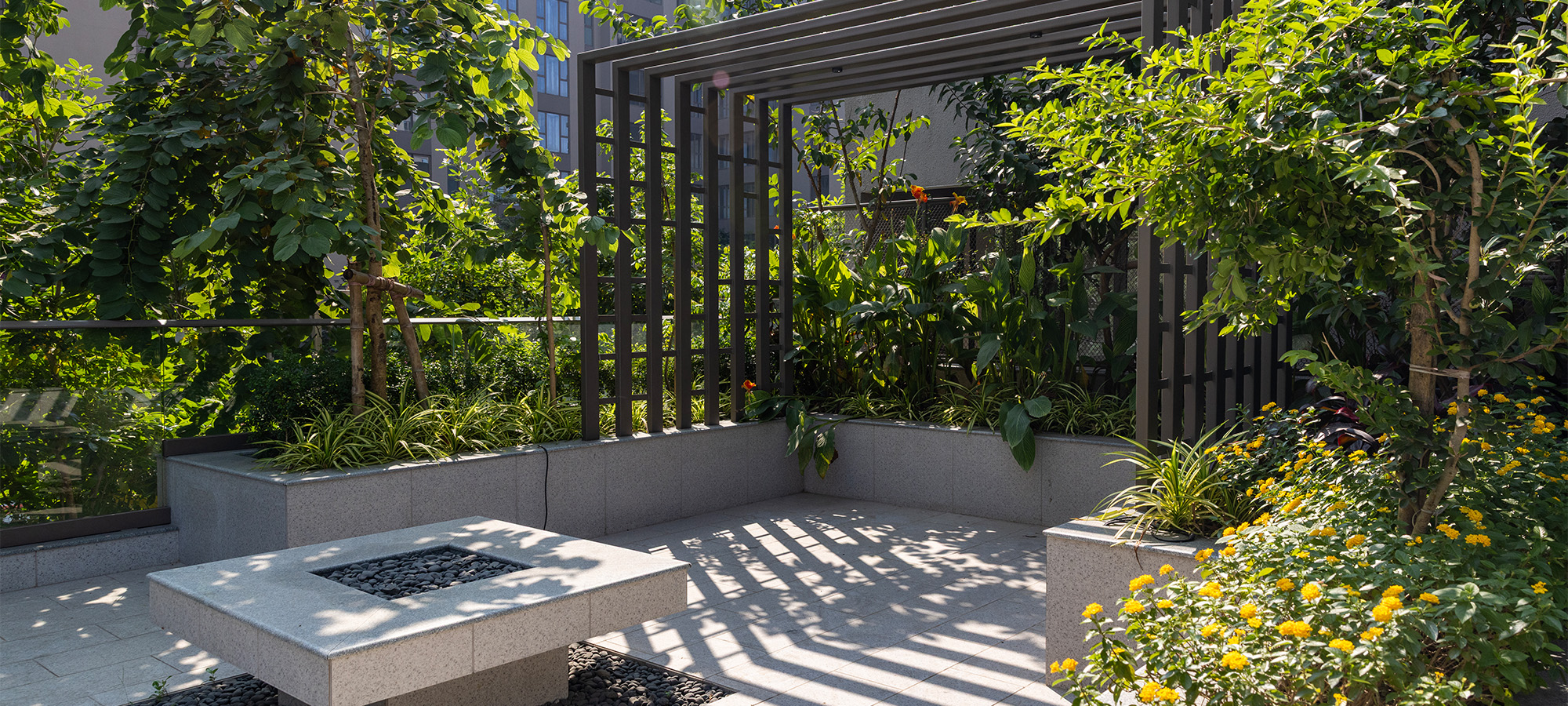 Terrace Garden Home 2